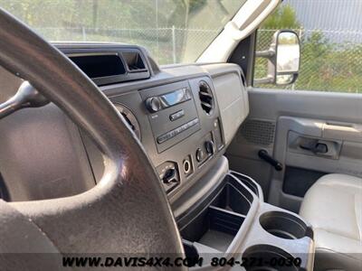 2012 Ford E-350 Econoline Rollup Rear Door Box Truck   - Photo 9 - North Chesterfield, VA 23237