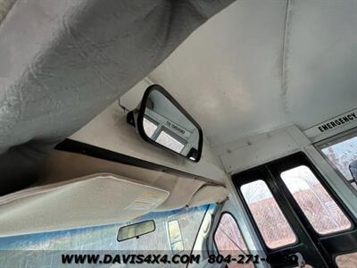 2004 Chevrolet Express Bus   - Photo 14 - North Chesterfield, VA 23237