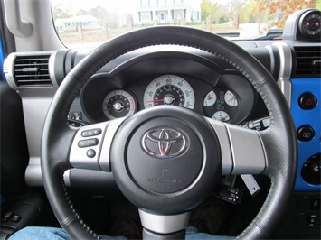 2007 Toyota FJ Cruiser (SOLD)   - Photo 13 - North Chesterfield, VA 23237