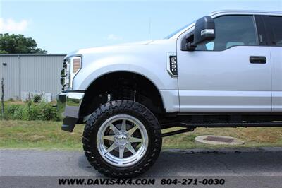 2019 Ford F-250 Super Duty XLT Lifted 4X4 Crew Cab Long Bed   - Photo 5 - North Chesterfield, VA 23237