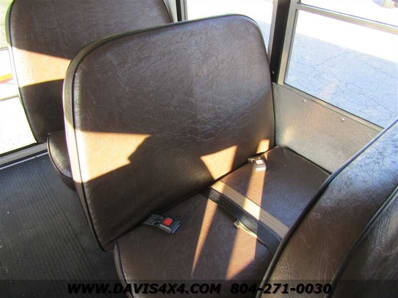 2002 Chevrolet Express 3500 Shuttle Bus/School Bus Style Girardin Minibus Single Rear Wheel Short - Photo 10 - North Chesterfield, VA 23237