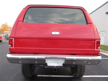 1985 Chevrolet Suburban K10 (SOLD)   - Photo 5 - North Chesterfield, VA 23237