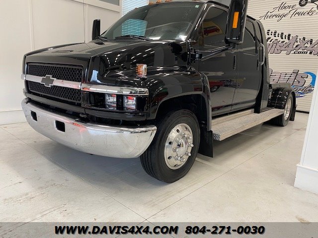2004 Chevrolet Kodiak C4500 Crew Cab Custom Hauler   - Photo 1 - North Chesterfield, VA 23237