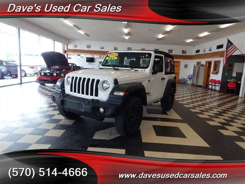 2024 Jeep Wrangler Sport  