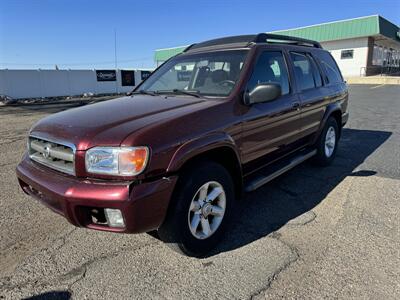 2004 Nissan Pathfinder SE  