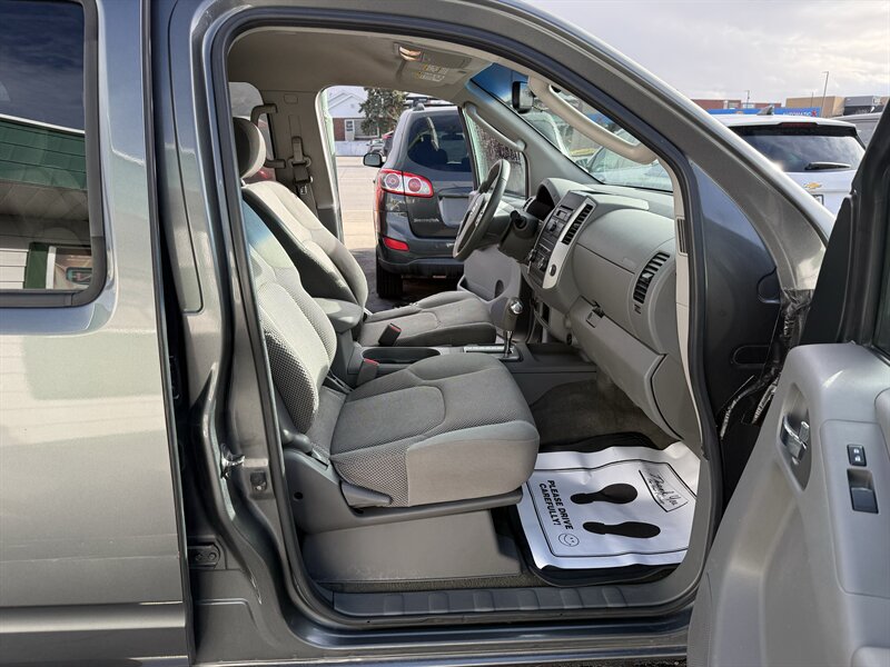 2009 Nissan Frontier LE - Photo 12 - Roy, UT 84067