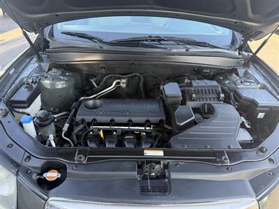2012 Hyundai SANTA FE GLS - Photo 8 - Roy, UT 84067