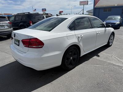 2012 Volkswagen Passat SE   - Photo 4 - Roy, UT 84067