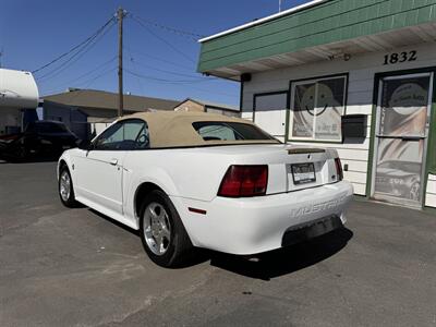 2004 Ford Mustang Deluxe   - Photo 4 - Roy, UT 84067