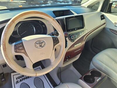2013 Toyota Sienna XLE 8-Passenger   - Photo 46 - Roy, UT 84067