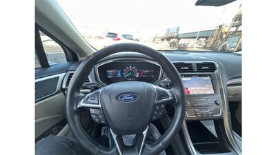 2019 Ford Fusion SEL   - Photo 12 - Woodside, NY 11373