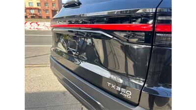 2024 Lexus TX 350   - Photo 33 - Woodside, NY 11373