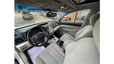 2013 Subaru Outback 2.5i Premium   - Photo 9 - Woodside, NY 11373