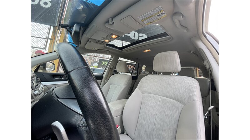 2013 Subaru Outback 2.5i Premium photo