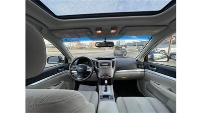 2013 Subaru Outback 2.5i Premium   - Photo 13 - Woodside, NY 11373