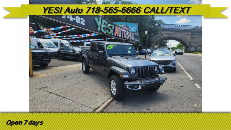 2023 Jeep Gladiator Sport  