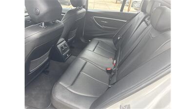 2018 BMW 330i xDrive   - Photo 13 - Elmhurst, NY 11373