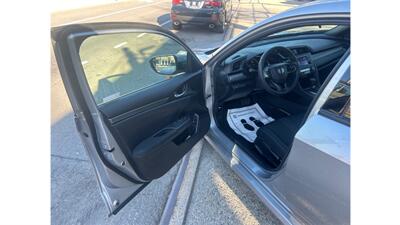 2019 Honda Civic EX Hatchback  Hatchback - Photo 6 - Woodside, NY 11373