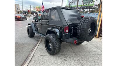 2018 Jeep Wrangler JK Unlimited Sahara   - Photo 6 - Woodside, NY 11373