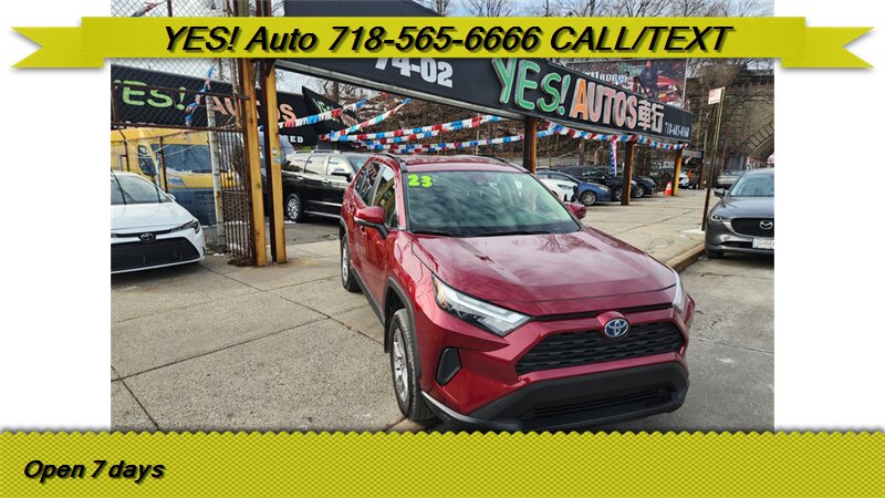 2023 Toyota RAV4 Hybrid LE  