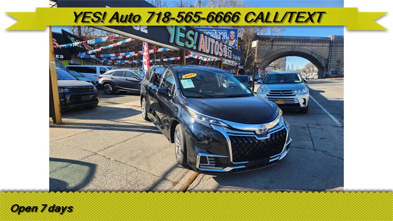 2021 Toyota Sienna LE 8-Passenger  