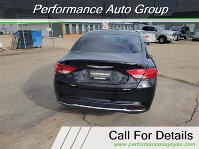 2015 Chrysler 200 Limited   - Photo 4 - Caldwell, ID 83605