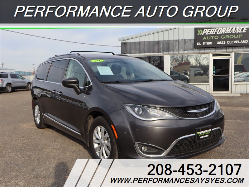 2019 Chrysler Pacifica Touring L  