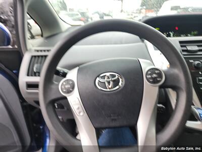 2013 Toyota Prius V   - Photo 13 - Seattle, WA 98103