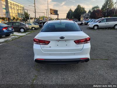 2018 Kia Optima LX   - Photo 16 - Seattle, WA 98103
