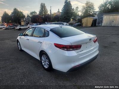 2018 Kia Optima LX   - Photo 3 - Seattle, WA 98103