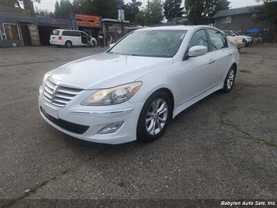 2013 Hyundai Genesis 3.8 Premium   - Photo 2 - Seattle, WA 98103
