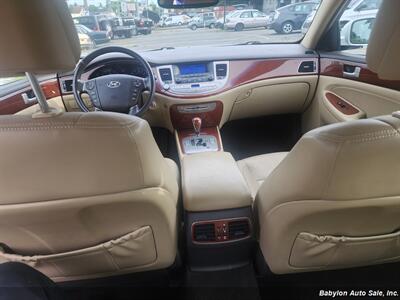 2013 Hyundai Genesis 3.8 Premium   - Photo 7 - Seattle, WA 98103