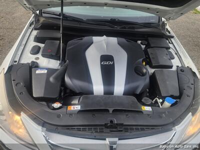 2013 Hyundai Genesis 3.8 Premium   - Photo 14 - Seattle, WA 98103