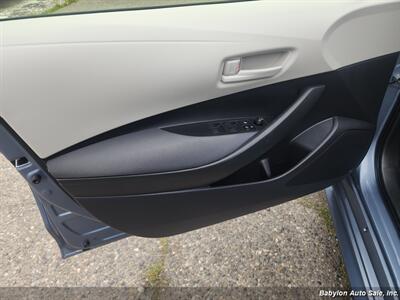 2023 Toyota Corolla LE   - Photo 10 - Seattle, WA 98103