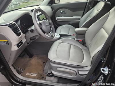 2016 Kia Soul EV EV Luxury   - Photo 10 - Seattle, WA 98103