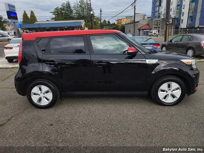 2016 Kia Soul EV EV Luxury   - Photo 17 - Seattle, WA 98103