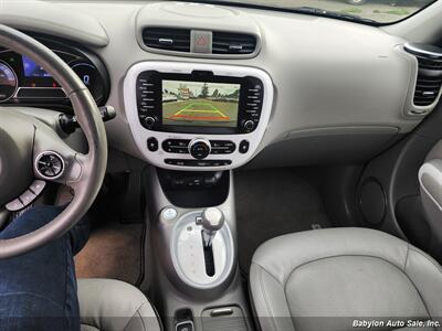 2016 Kia Soul EV EV Luxury   - Photo 11 - Seattle, WA 98103