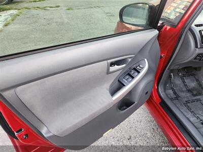 2011 Toyota Prius   - Photo 9 - Seattle, WA 98103
