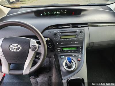 2011 Toyota Prius   - Photo 11 - Seattle, WA 98103