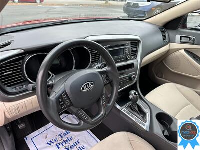 2012 Kia Optima LX   - Photo 9 - Richmond, IN 47374