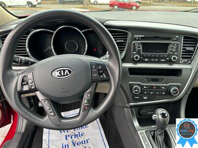 2012 Kia Optima LX   - Photo 13 - Richmond, IN 47374