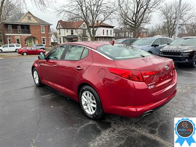 2012 Kia Optima LX   - Photo 4 - Richmond, IN 47374