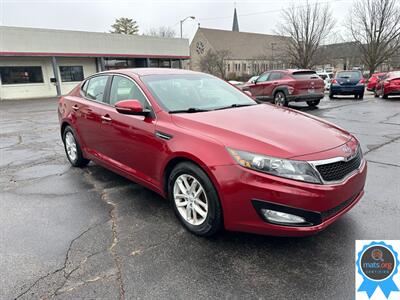 2012 Kia Optima LX   - Photo 2 - Richmond, IN 47374