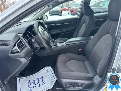 2019 Toyota Camry LE   - Photo 7 - Richmond, IN 47374