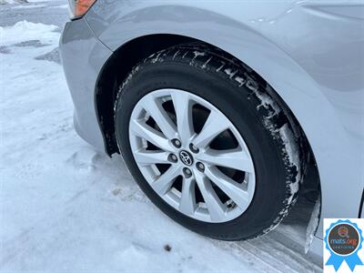 2019 Toyota Camry LE   - Photo 5 - Richmond, IN 47374