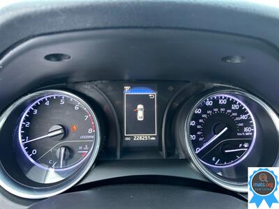 2019 Toyota Camry LE   - Photo 15 - Richmond, IN 47374