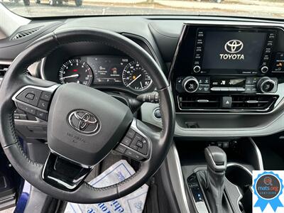 2021 Toyota Highlander XLE   - Photo 16 - Richmond, IN 47374