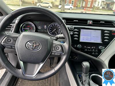 2018 Toyota Camry Hybrid XLE   - Photo 12 - Richmond, IN 47374