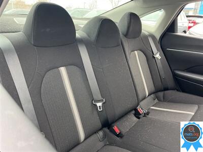 2021 Hyundai SONATA Hybrid SEL - Photo 13 - Richmond, IN 47374