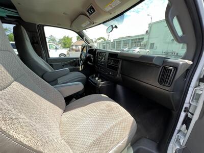 2017 Chevrolet Express Passenger LT 3500  * Can be sold as either a cargo or passenger van- you choose! * - Photo 8 - Richmond, IN 47374